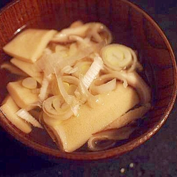 素朴☆昆布の香りを味わう　高野豆腐と椎茸の澄まし汁